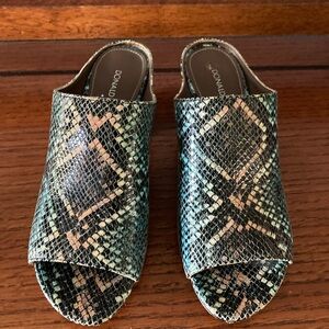 Donald J Pliner Ellis-71 Women's Mule 6 medium dusk multi snake